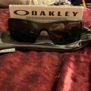 Mens Oakly double edge sunglasses